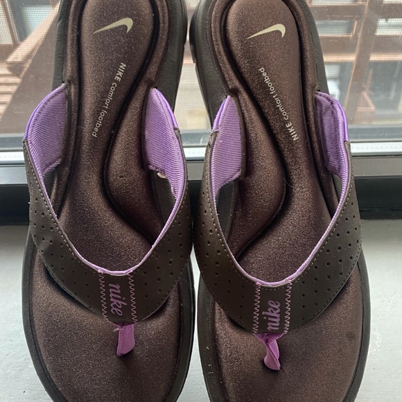Nike Shoes - Nike Comfort Footbed Flip Flops - size 11